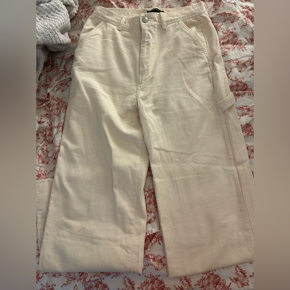Forever 21 Women Off-White Corduroy Pants